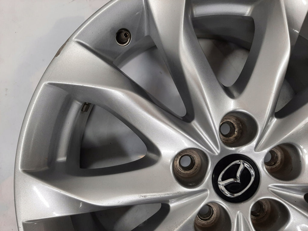 1x Alufelge 18 Zoll 7.0" 5x114.3 50ET Glanz Silber 9965227080 Mazda Cx5 Cx3