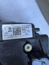 Load image into Gallery viewer, Frontscheinwerfer VW Golf VIII 5H1941035N LED Ein Stück (Rechts oder Links) SCH8067660941ql
