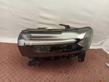 Laden Sie das Bild in den Galerie-Viewer, Frontscheinwerfer Dacia Duster 260603515 Full LED Links Scheinwerfer Headlight