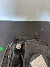 Laden Sie das Bild in den Galerie-Viewer, Frontscheinwerfer Honda Crv Xenon Rechts Scheinwerfer Headlight