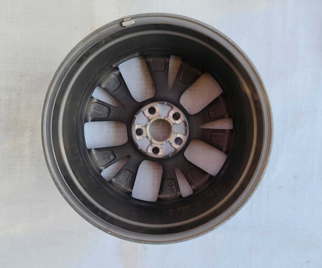 1x Alufelge 18 Zoll 5x114.3 Toyota Rav V 4 Rim Wheel FEL5325476009qe