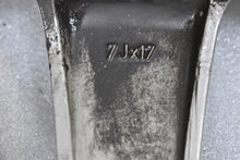 Laden Sie das Bild in den Galerie-Viewer, 1x Alufelge 17 Zoll 7.0&quot; 5x115 44ET OP044 Opel Astra Gtc Insignia Zafira