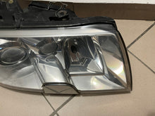 Laden Sie das Bild in den Galerie-Viewer, Frontscheinwerfer Skoda Superb I Xenon Rechts Scheinwerfer Headlight SCH5460347483xl