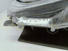 Laden Sie das Bild in den Galerie-Viewer, Frontscheinwerfer Toyota 4 Yaris Rechts Scheinwerfer Headlight SCH6252972576te