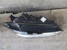 Laden Sie das Bild in den Galerie-Viewer, Frontscheinwerfer VW Touran 5TB941006A Rechts Scheinwerfer Headlight SCH3438291249xc
