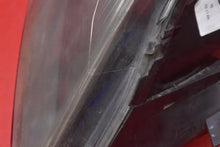 Laden Sie das Bild in den Galerie-Viewer, Frontscheinwerfer Opel Zafira B 24451053 Rechts Scheinwerfer Headlight