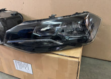 Load image into Gallery viewer, Frontscheinwerfer VW Polo 2G1941006 2G1941005 Ein Stück (Rechts oder Links) SCH8685357213he