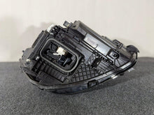 Laden Sie das Bild in den Galerie-Viewer, Frontscheinwerfer Mercedes-Benz Cla A1189068501 LED Links Scheinwerfer Headlight SCH7921237988sv