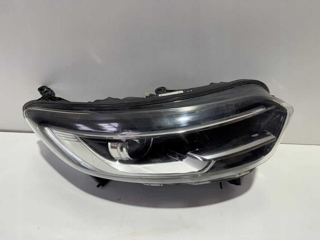 Frontscheinwerfer Renault Kadjar 260101096R Rechts Scheinwerfer Headlight SCH1983158976gj