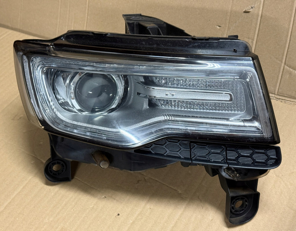 Frontscheinwerfer Jeep Grand Cherokee Wk2 68144709AD 68144708AD Ein Satz SCH5673388843do