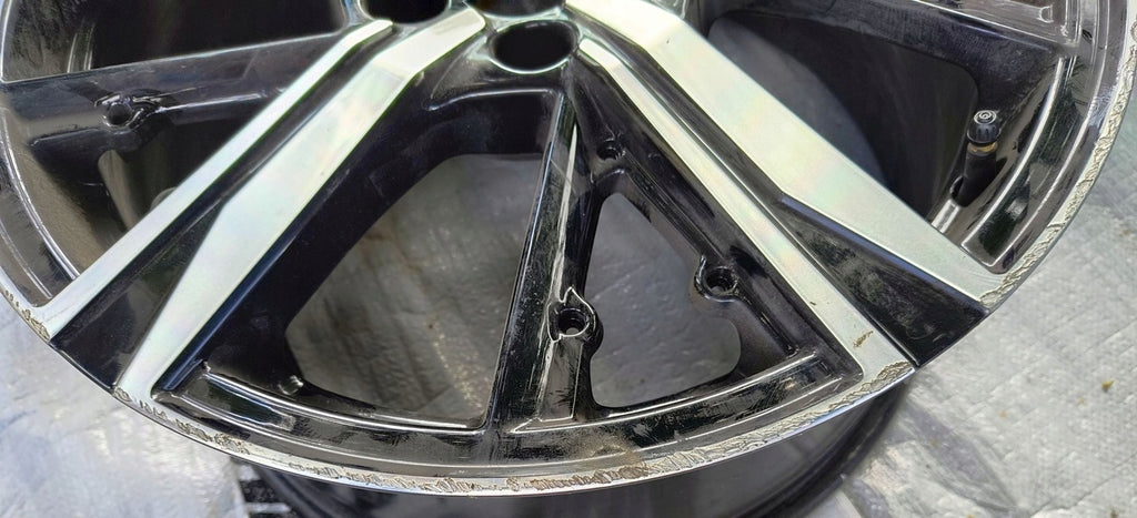 1x Alufelge 18 Zoll 8.0" 5x108 48ET Glanz Schwarz 9835058180 Peugeot 308 Iii