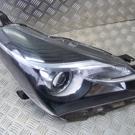 Frontscheinwerfer Toyota Yaris Rechts Scheinwerfer Headlight SCH8739824126kn