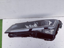 Laden Sie das Bild in den Galerie-Viewer, Frontscheinwerfer Skoda Superb III 3V1941015D LED Links Scheinwerfer Headlight SCH8458636640qd