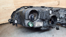 Laden Sie das Bild in den Galerie-Viewer, Frontscheinwerfer Volvo S60 V70 30648209 Rechts Scheinwerfer Headlight