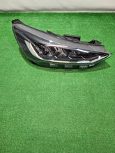 Load image into Gallery viewer, Frontscheinwerfer Ford Focus NX7B-13E014-CD Rechts Scheinwerfer Headlight SCH6547493193jp