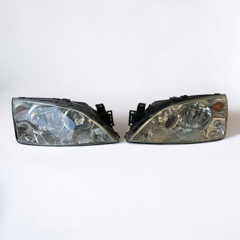 Frontscheinwerfer Ford Mondeo 1S71-13006-AM 1S71-13005-AM LED Rechts oder Links