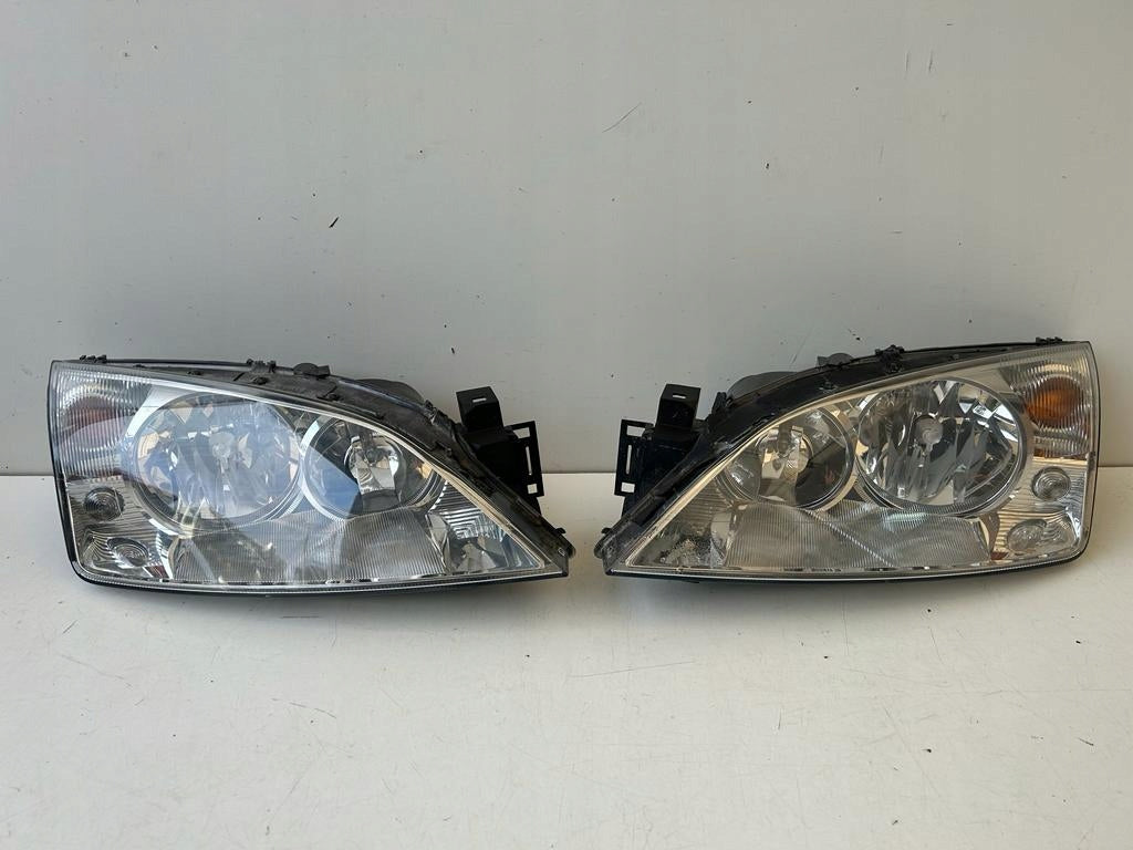 Frontscheinwerfer Ford Mondeo 1S71-13006-AM 1S71-13005-AM LED Rechts oder Links