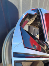 Laden Sie das Bild in den Galerie-Viewer, 1x Alufelge 18 Zoll 8.0&quot; 5x112 A2534011500 Mitsubishi Rim Wheel