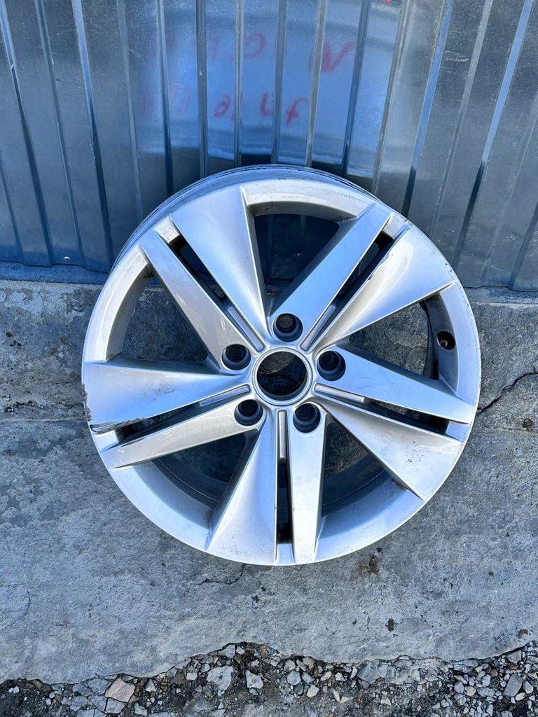 1x Alufelge 16 Zoll 7.0" 5x112 48ET Glanz Silber 5H0601025 Vw Rim Wheel