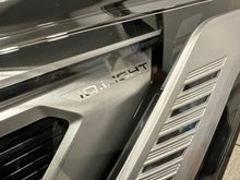 Load image into Gallery viewer, Frontscheinwerfer VW Transporter 7T1941081 LED Ein Stück (Rechts oder Links) SCH5419908230xu