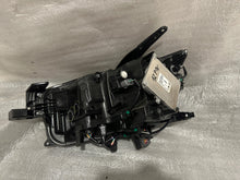Laden Sie das Bild in den Galerie-Viewer, Frontscheinwerfer Mazda Cx30 DGJ1-51030 LED Rechts Scheinwerfer Headlight SCH7317009845me