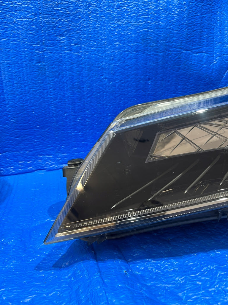 Frontscheinwerfer Skoda Superb III 3V1941015A LED Links Scheinwerfer Headlight