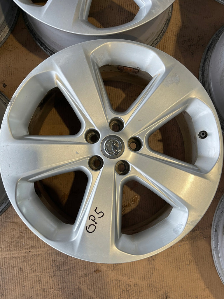 4x Alufelge 18 Zoll 7.0" 5x105 38ET Silber 95181597 95145409 Opel X Rim Wheel FEL4732320755bu