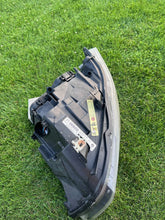 Laden Sie das Bild in den Galerie-Viewer, Frontscheinwerfer BMW 3 E91 E90 69427379 Xenon Links Scheinwerfer Headlight