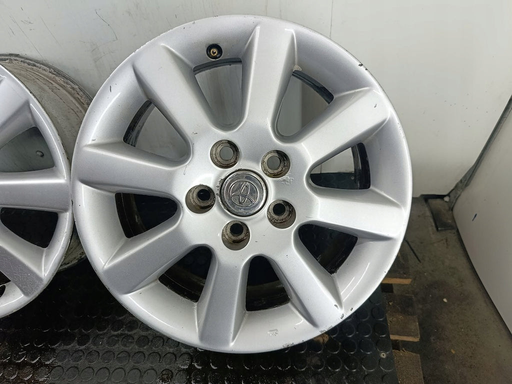 4x Alufelge 16 Zoll 6.5" 5x114.3 45ET Silber 42611-05230 Toyota Avensis FEL2292662070pi