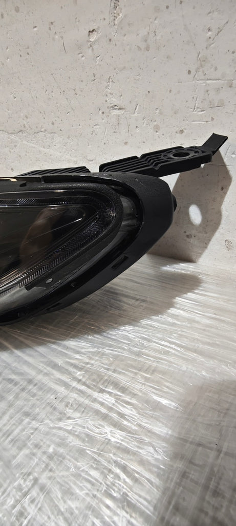 Frontscheinwerfer Hyundai Kona 92207 J9600 LED Ein Stück (Rechts oder Links)