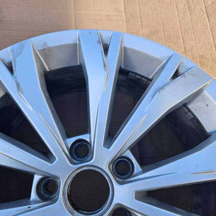 1x Alufelge 17 Zoll 7.0" 5x112 40ET Glanz Silber 5NA601025 VW Tiguan Rim Wheel FEL5792362879wc