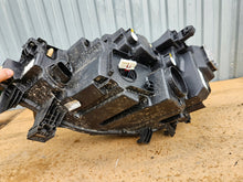 Laden Sie das Bild in den Galerie-Viewer, Frontscheinwerfer VW Id.4 11B941006B LED Rechts Scheinwerfer Headlight SCH9763886022je