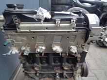 Laden Sie das Bild in den Galerie-Viewer, Motor Skoda VW CAY 1.6 TDI Diesel Engine Unkomplett