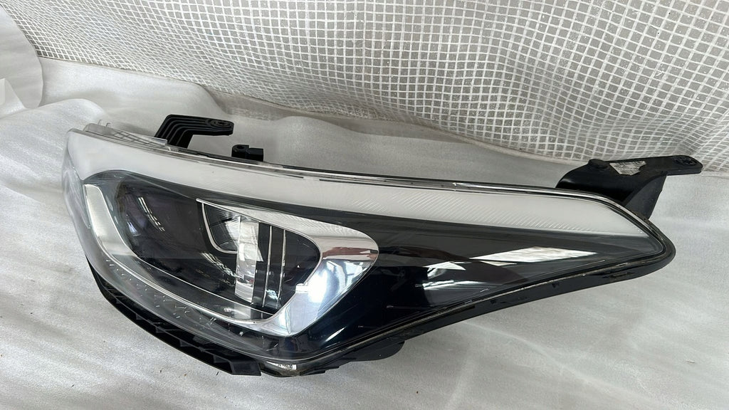 Frontscheinwerfer Hyundai I20 Links Scheinwerfer Headlight SCH5592677599db