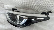 Laden Sie das Bild in den Galerie-Viewer, Frontscheinwerfer Hyundai I20 Links Scheinwerfer Headlight SCH5592677599db