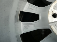 Load image into Gallery viewer, 4x Alufelge 17 Zoll 8.0" 5x120 49ET Glanz Silber 2H6601025 VW Amarok Rim Wheel FEL6866505631aj