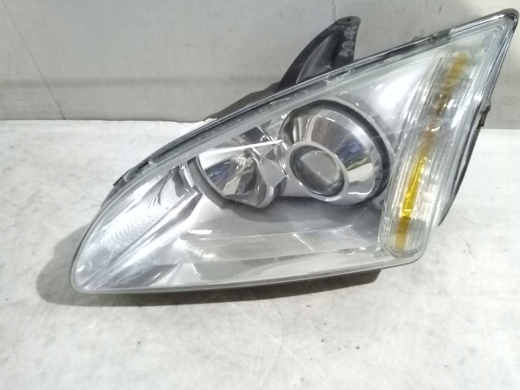 Frontscheinwerfer Ford Focus 4M51-13W030EE Xenon Ein Stück (Rechts oder Links) SCH6054383339zp