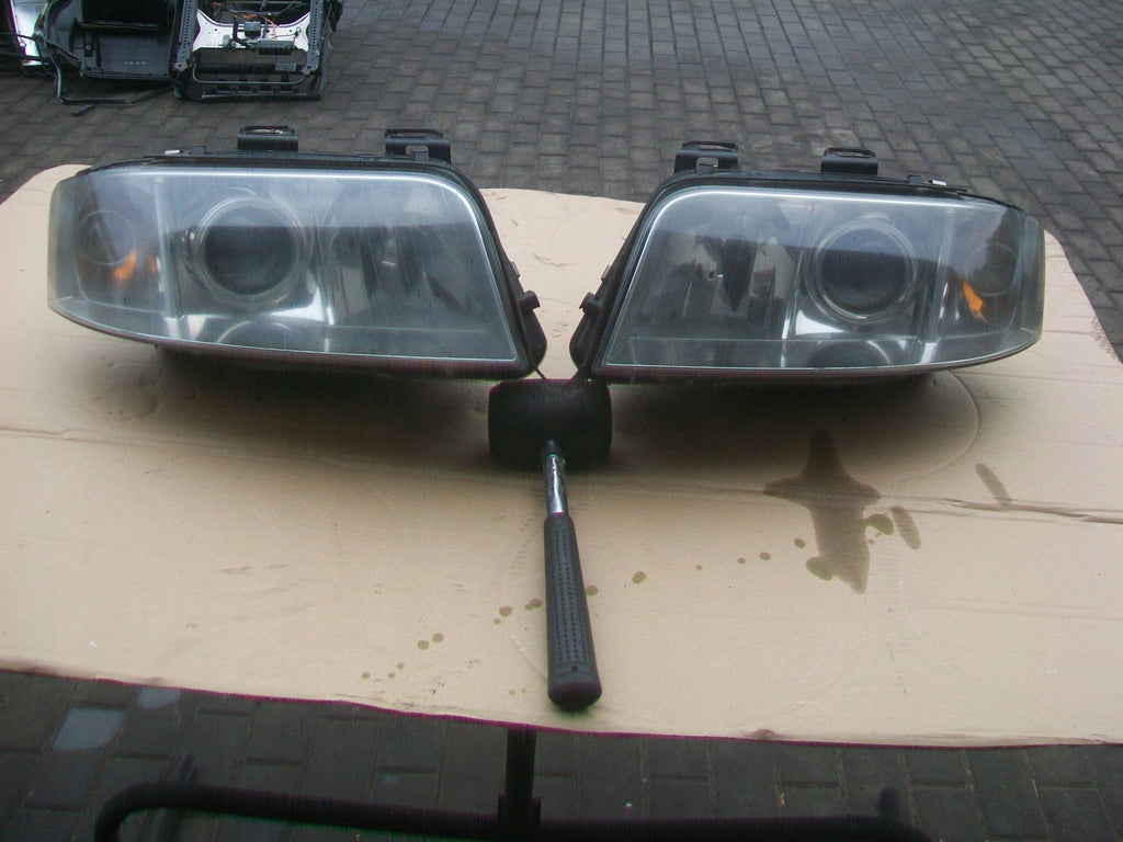 Frontscheinwerfer Audi A6 C5 Ein Stück (Rechts oder Links) Headlight