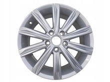 Laden Sie das Bild in den Galerie-Viewer, 1x Alufelge 17 Zoll 6.5" 5x112 52ET Glanz Silber 5TA601025D VW Tiguan Rim Wheel FEL5235794027kl