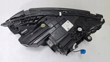 Laden Sie das Bild in den Galerie-Viewer, Frontscheinwerfer Mercedes-Benz W206 A2069062104 Links Scheinwerfer Headlight SCH5971355553ao