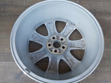 Laden Sie das Bild in den Galerie-Viewer, 1x Alufelge 17 Zoll 7.0&quot; 5x100 Toyota Avensis Rim Wheel