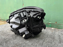 Laden Sie das Bild in den Galerie-Viewer, Frontscheinwerfer Mercedes-Benz X156 A1569067000 Rechts Scheinwerfer Headlight SCH5546876295pb