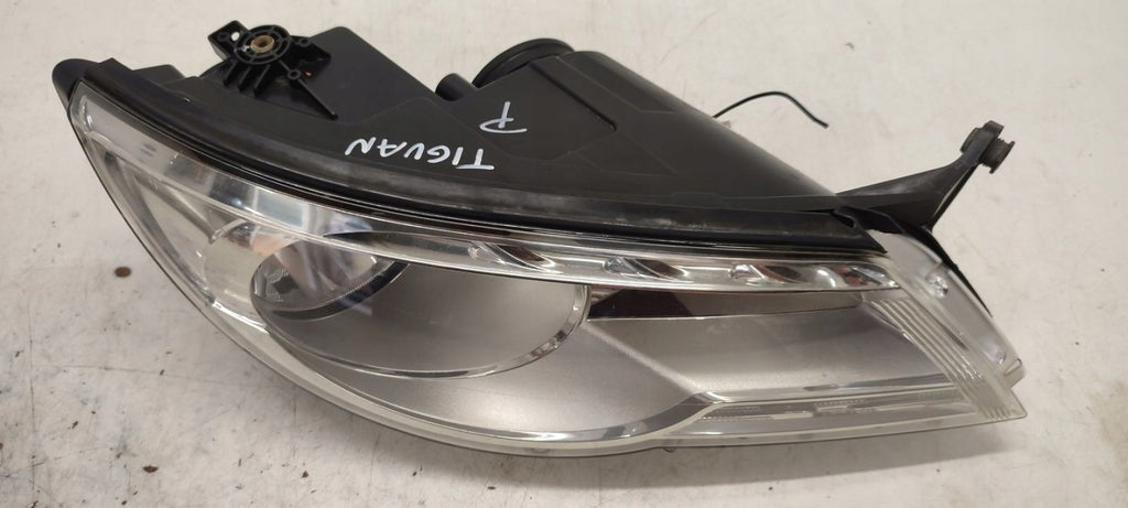 Frontscheinwerfer VW Tiguan 5N1941032R 1ED247038KOD 85122000 Rechts Headlight SCH5842773878to