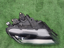 Laden Sie das Bild in den Galerie-Viewer, Frontscheinwerfer VW Amarok 2H3941032B Rechts Scheinwerfer Headlight SCH2775757062ah