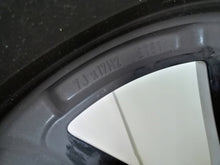 Laden Sie das Bild in den Galerie-Viewer, 1x Alufelge 17 Zoll 7.0" 5x112 51ET Glanz Schwarz A4474017700 Mercedes-Benz Vito FEL9663738636ot