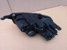 Laden Sie das Bild in den Galerie-Viewer, Frontscheinwerfer Skoda Rapid 5JB941015A 5JB941016A Xenon Ein Satz Headlight SCH4144774484mi