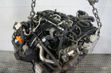Load image into Gallery viewer, Motor Audi Skoda VW A3 Yeti Passat Cc CFG 2.0 TDI Diesel Engine Unkomplett MOT1717133533wp