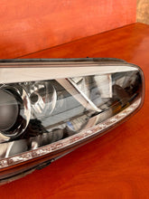 Load image into Gallery viewer, Frontscheinwerfer Kia Ceed Rechts Scheinwerfer Headlight