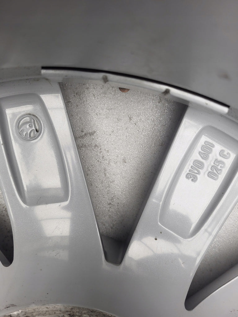 1x Alufelge 17 Zoll 7.0" 5x112 40ET 3V0601025C Skoda Superb Iii Rim Wheel