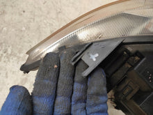 Laden Sie das Bild in den Galerie-Viewer, Frontscheinwerfer Mitsubishi Colt I 8301B179 Links Scheinwerfer Headlight SCH5977463843jc